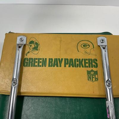 -31- SPORTS | Green Bay Packers 1960â€™s Stadium Chair