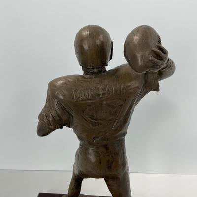 -32- SPORTS | Joe Montana Retirement Sculpture 68/1995
