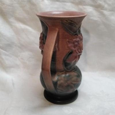 Roseville USA Pottery Vase 74-7