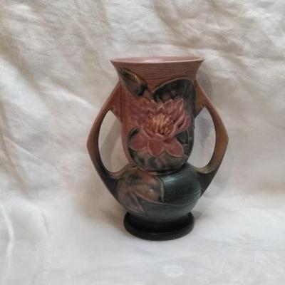 Roseville USA Pottery Vase 74-7