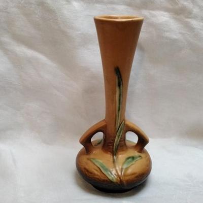 Roseville Freesia Tangerine Long Necked Bud Vase #195-7