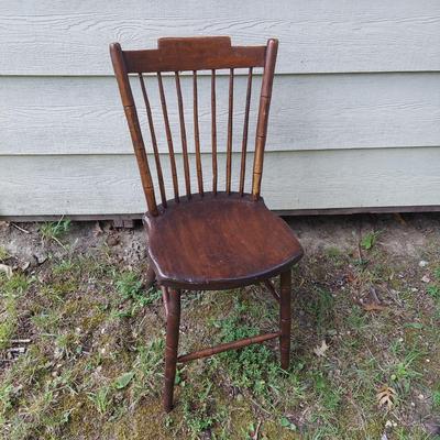 Two Vintage Windsor Chairs (OB4-BBL)