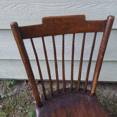 Two Vintage Windsor Chairs (OB4-BBL)