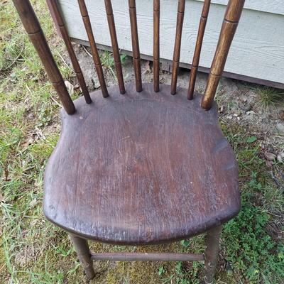 Two Vintage Windsor Chairs (OB4-BBL)
