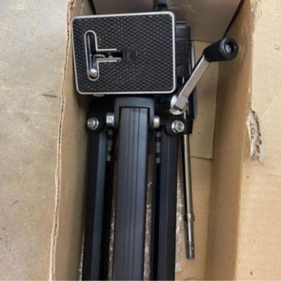 Vintage Vivitar 914 Tripod