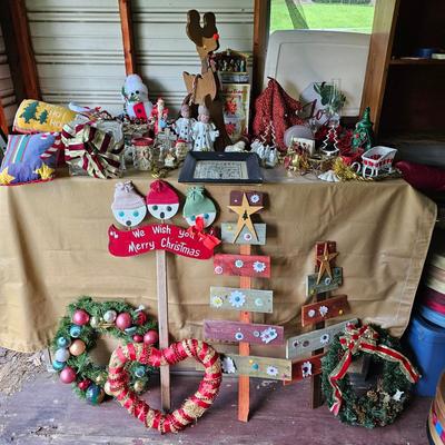 Collection of Christmas Decor & More  (OB1-JS)