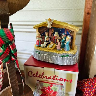 Collection of Christmas Decor & More  (OB1-JS)