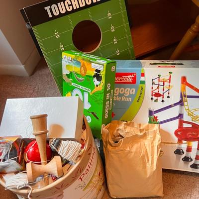 Large Lot Boardgames, Puzzles, Toys
