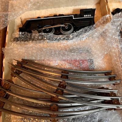 Vintage Lionel Cannonball Express 8625 Train Set + True Value Car