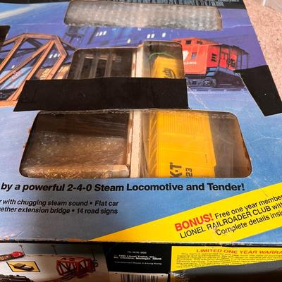Vintage Lionel Cannonball Express 8625 Train Set + True Value Car