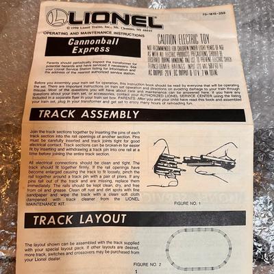 Vintage Lionel Cannonball Express 8625 Train Set + True Value Car