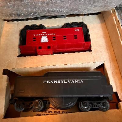Vintage Lionel Cannonball Express 8625 Train Set + True Value Car