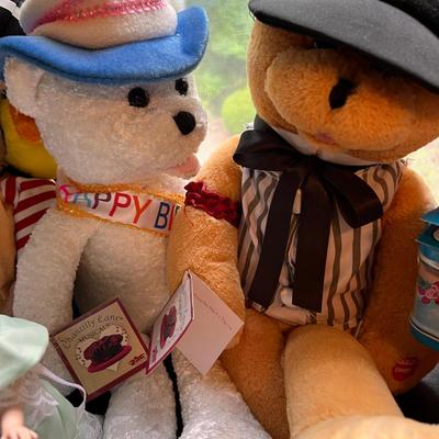 Vintage and Contemp. Toy, Doll Lot