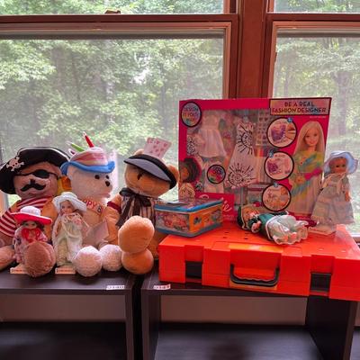 Vintage and Contemp. Toy, Doll Lot