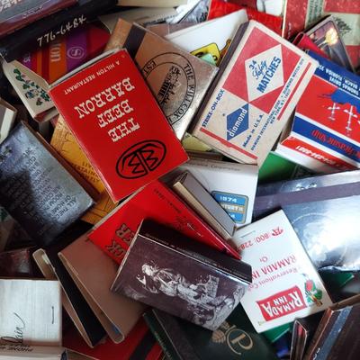 Vintage Souvenir Matchbooks (OB4-BBL)
