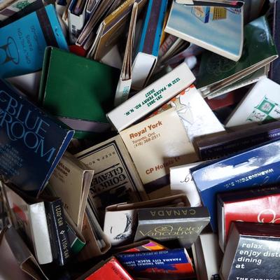 Vintage Souvenir Matchbooks (OB4-BBL)