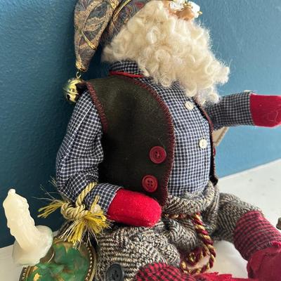 Martha's House - PD Elf by M. Lesch