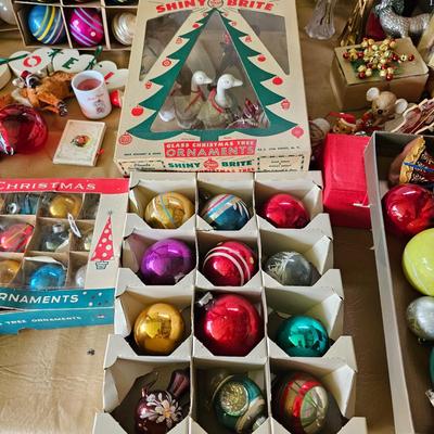 Vintage Christmas Ornaments,  Decor + More  (OB1-JS)