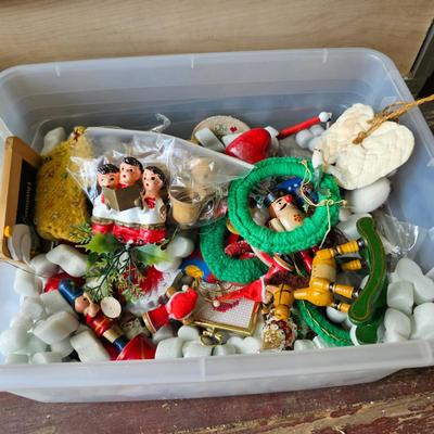 Vintage Christmas Ornaments,  Decor + More  (OB1-JS)