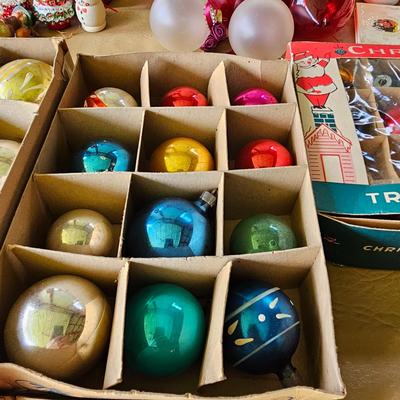 Vintage Christmas Ornaments,  Decor + More  (OB1-JS)