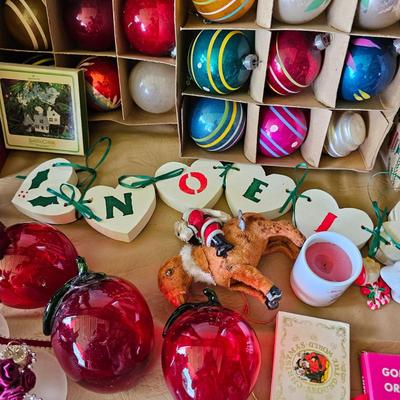 Vintage Christmas Ornaments,  Decor + More  (OB1-JS)