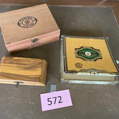 Cigar box lot
