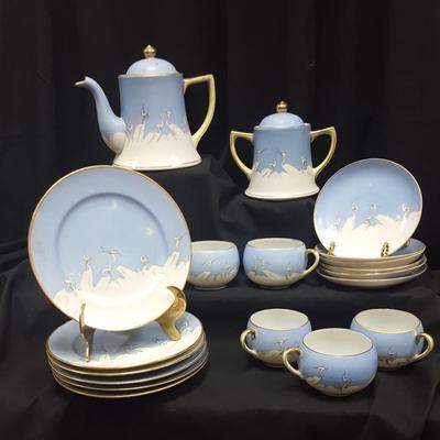 Tea Set with Crane Design