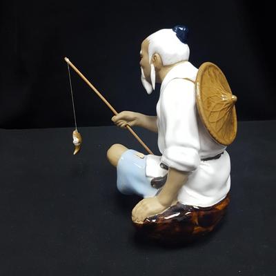 Shinwa Pottery - Chinese Fisherman