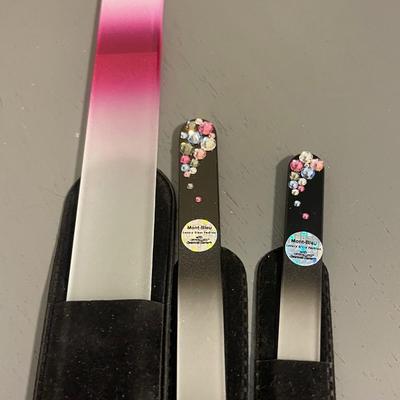 Three Piece Glass Nail Set
