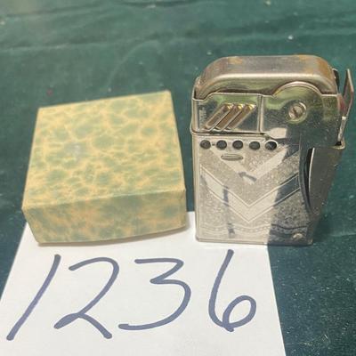 Vintage Roxy Cigarette Lighter