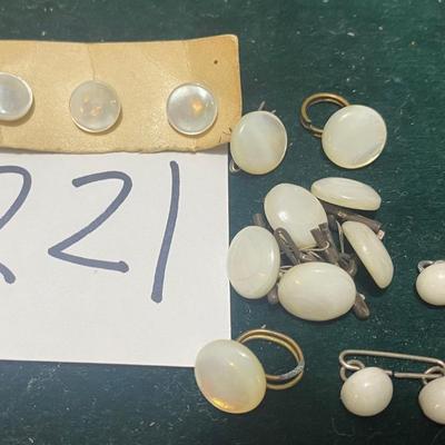 Mother of Pearl Buttons