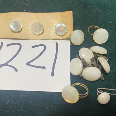 Mother of Pearl Buttons