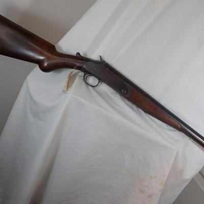 H & R Single shot 12 gauge shotgun, est. $125 to $200.