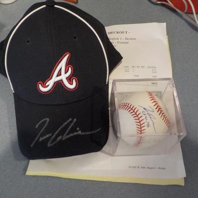 Tom Glavine (Cy Young pitcher, Ma. Born) signed Hat and Ball with receipt/ est $100 to $400