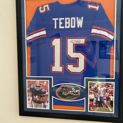 Autographed jersey Tim Tebow