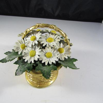 Metal Composition Daisies in Basket