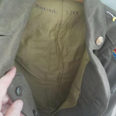 World War 2 Army field dress jacket wool, est. $70 to $150.
