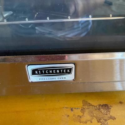 Wolfgang Puckâ€™s KitchenTek Pressure Oven