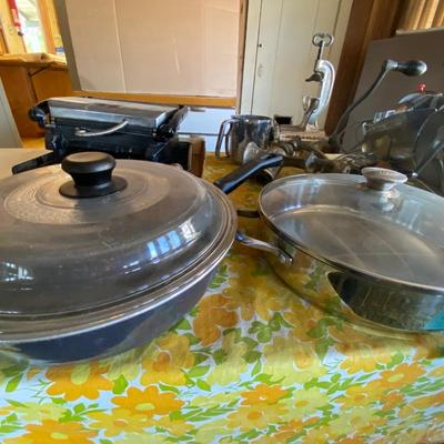 Meat Grinders And Slicers