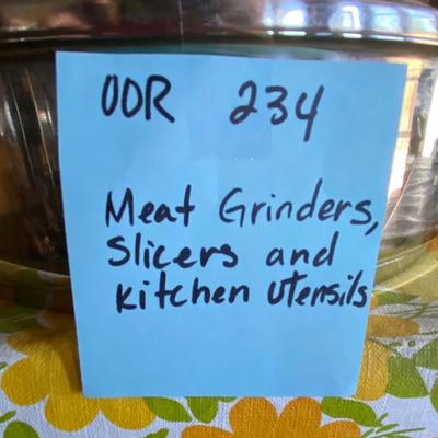 Meat Grinders And Slicers