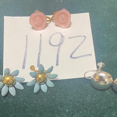 Vintage Clip On Earrings