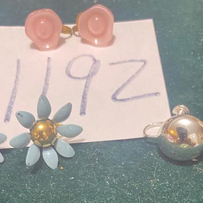 Vintage Clip On Earrings