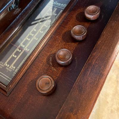 Antique Sparton Phonograph & radio