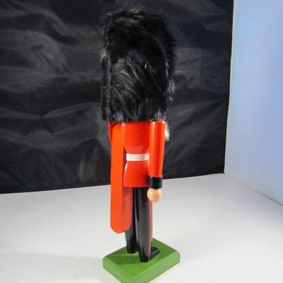 Wood Nutcracker Royal Guard Jointed Jaw