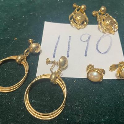 Vintage Clip On Earrings