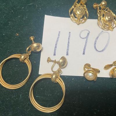 Vintage Clip On Earrings