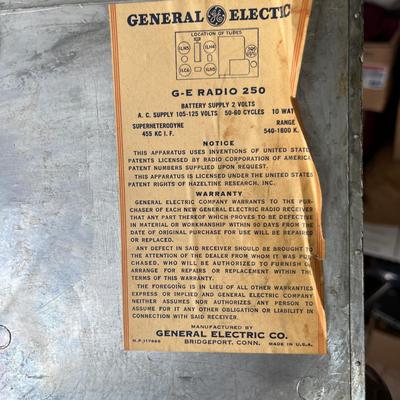 General Electric Metal Case Radio