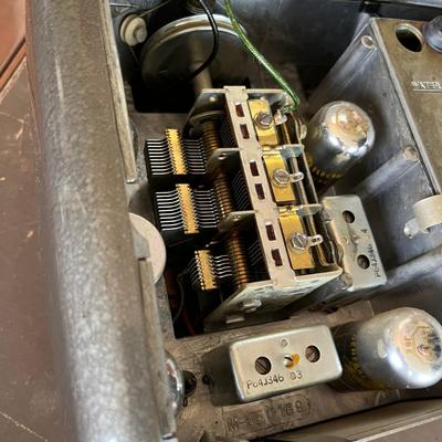 General Electric Metal Case Radio