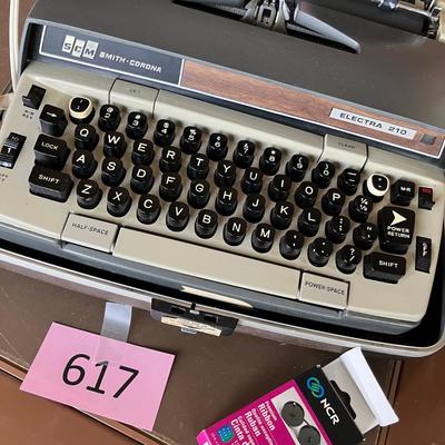 Smith Corona Travel Electric Typewriter
