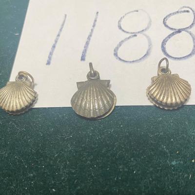 Vintage Scallop Charms